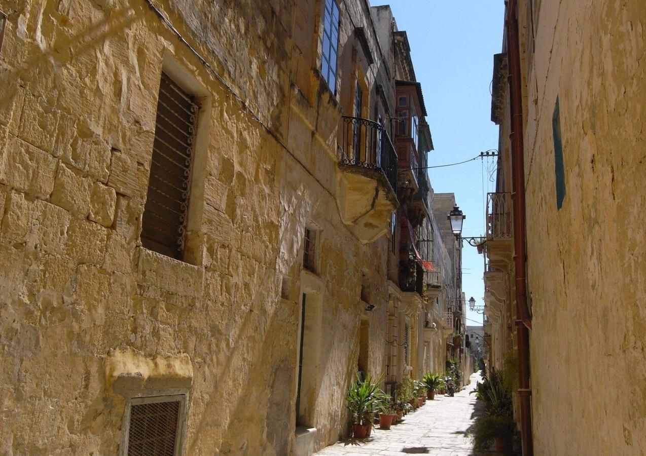 Charming 17Th Cent House Of Character In The Famous 3 Cities, Right Next To Valletta Cospicua Exterior foto